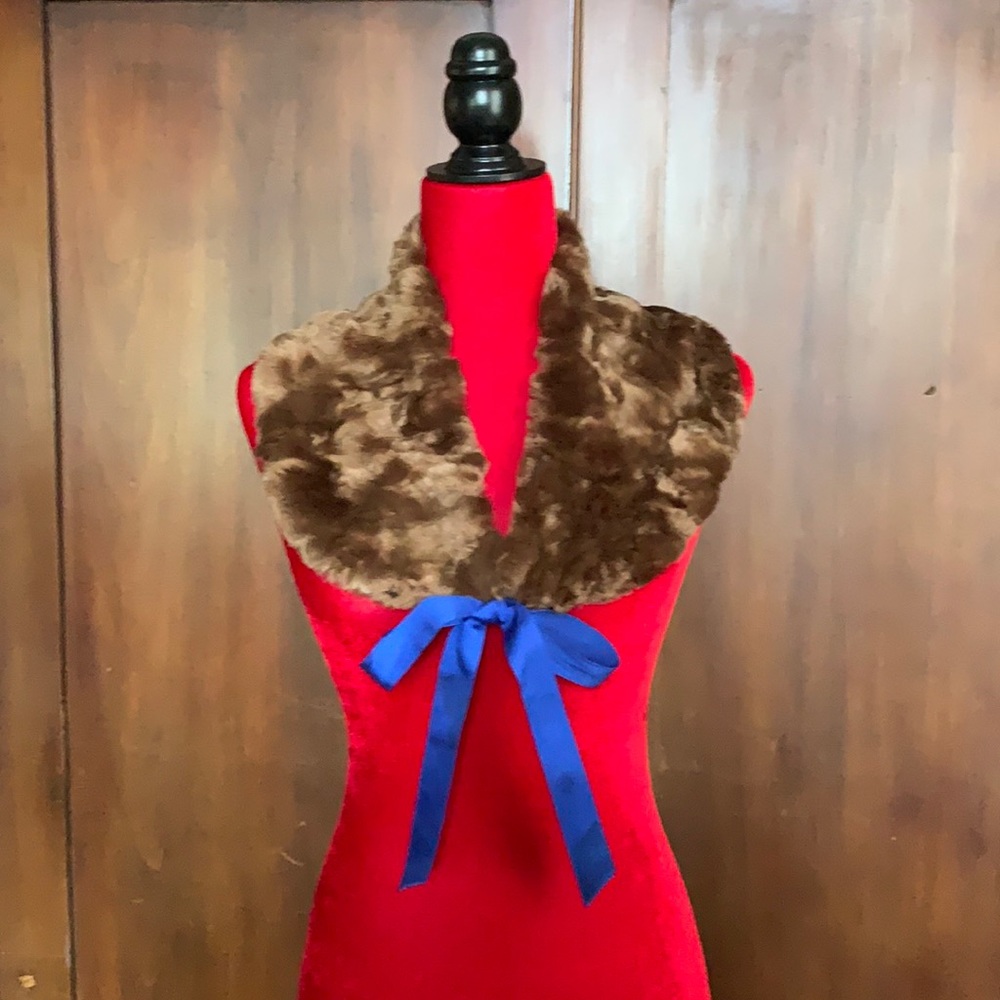 Sole Mio Sable and Cobalt Faux Fur Collar Capelet
